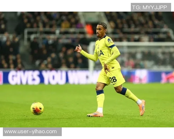 天空报道水晶宫与热刺达成协议签约约翰逊球员尚未做出最终决定 天空报道水晶宫与热刺达成协议签约约翰逊球员尚未做出最终决定