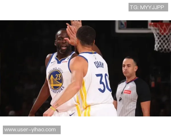 空间型中锋沃尔夫表现出色27号秀8投5中三分球4投3中贡献13分4篮板4助攻